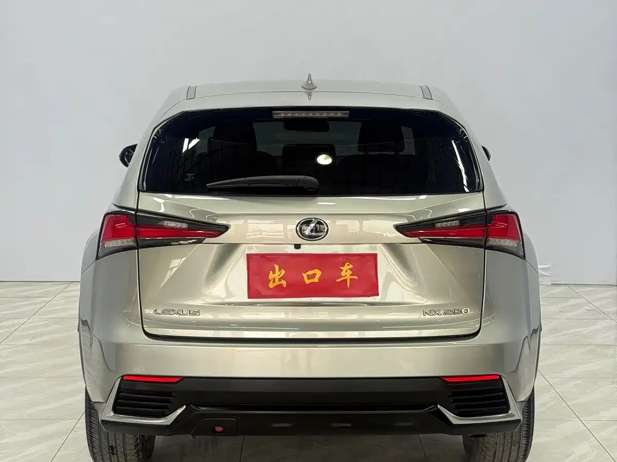 LEXUS NX