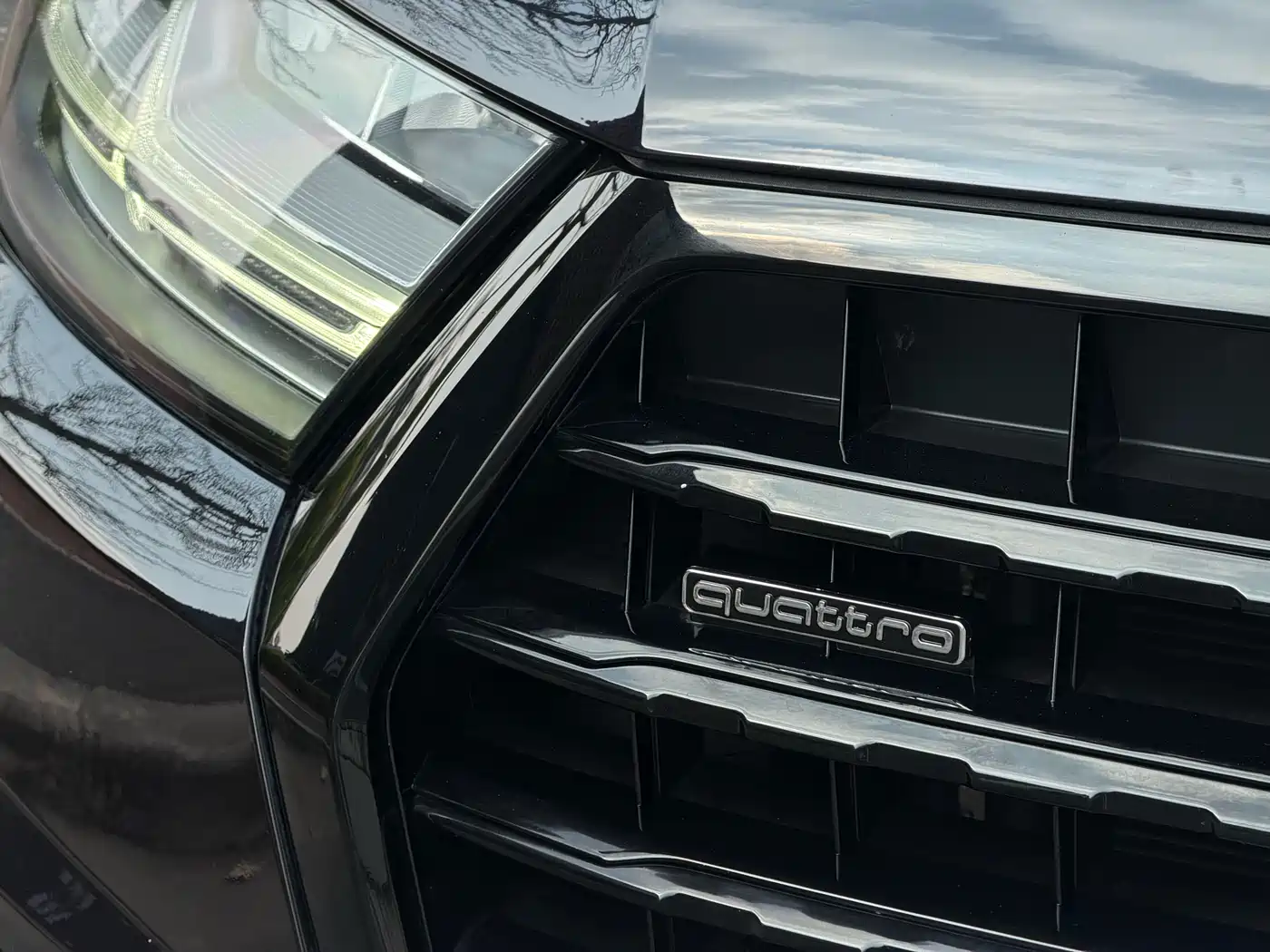 Audi Q7 2019 55 TFSI S line Sport фото 4