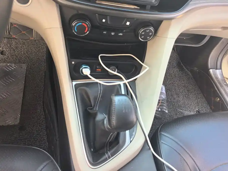 Фото 16 - Buick Excelle