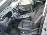 Photo 15 - Hongqi HS7 PHEV
