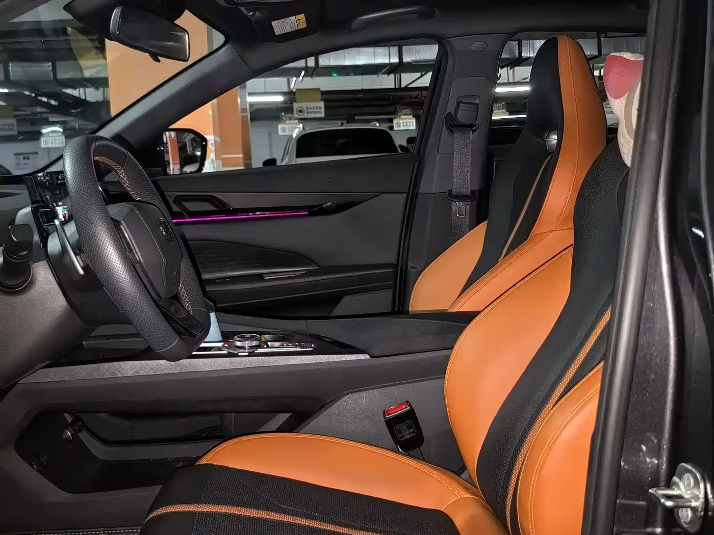 Changan UNI-V 2025 2024 1.5T Deluxe Sport