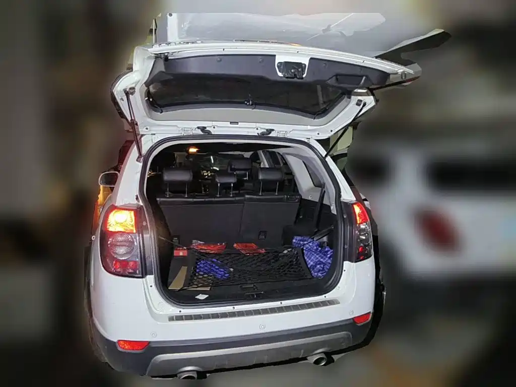 Chevrolet Captiva 2013 2014 2.4L 4WD Flagship 7-seater