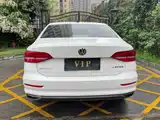 Фото 8 - Volkswagen Lavida