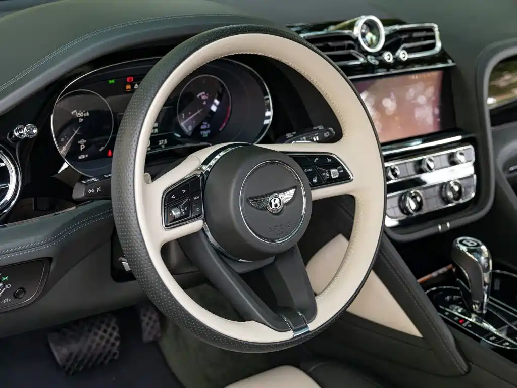 Bentley Bentayga 2024 2022 4.0T V8