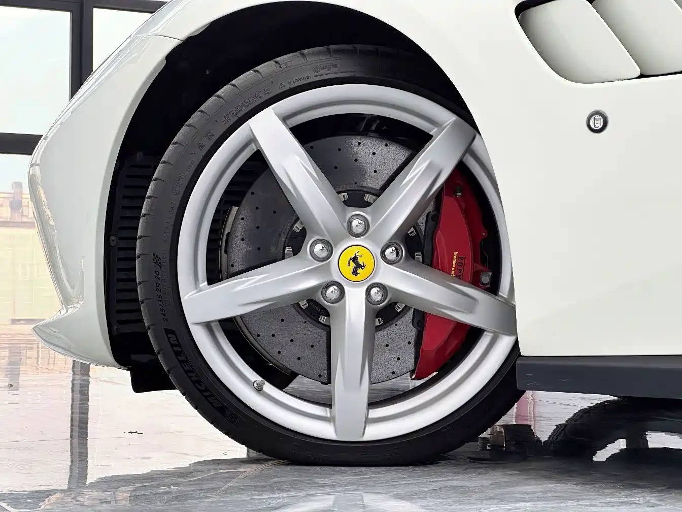 Ferrari GTC4Lusso 2019 2017 3.9T V8