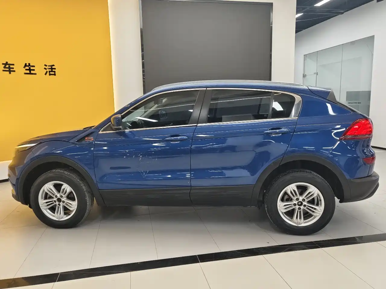Qoros 5 2019 2018 Facelift 1.6T Automatic Leading