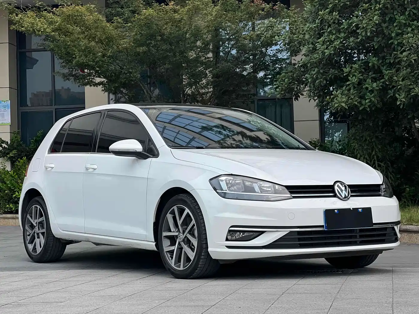 Volkswagen Golf 2019 280TSI DSG Comfort China VI фото 3