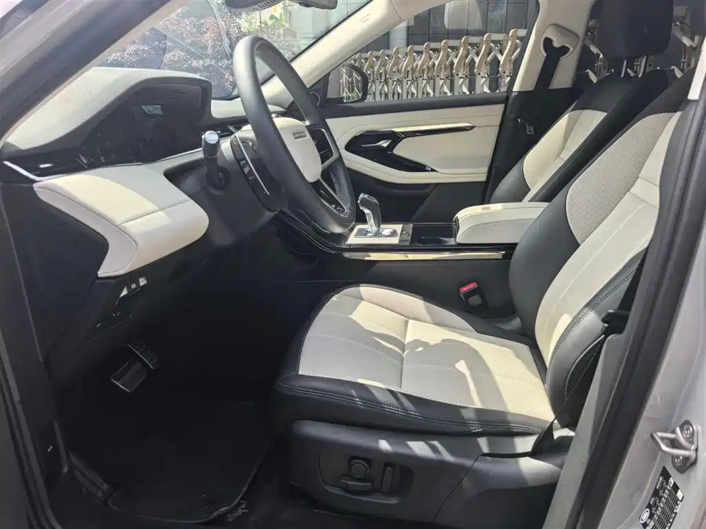 Land Rover Range Rover Evoque 2024 2023 Range Rover Evoque L 249PS Luxury Edition