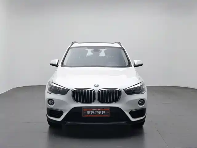 BMW X1 2018 sDrive18Li Fashion Model — фото 3