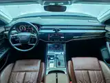 Фото 12 - Audi A8