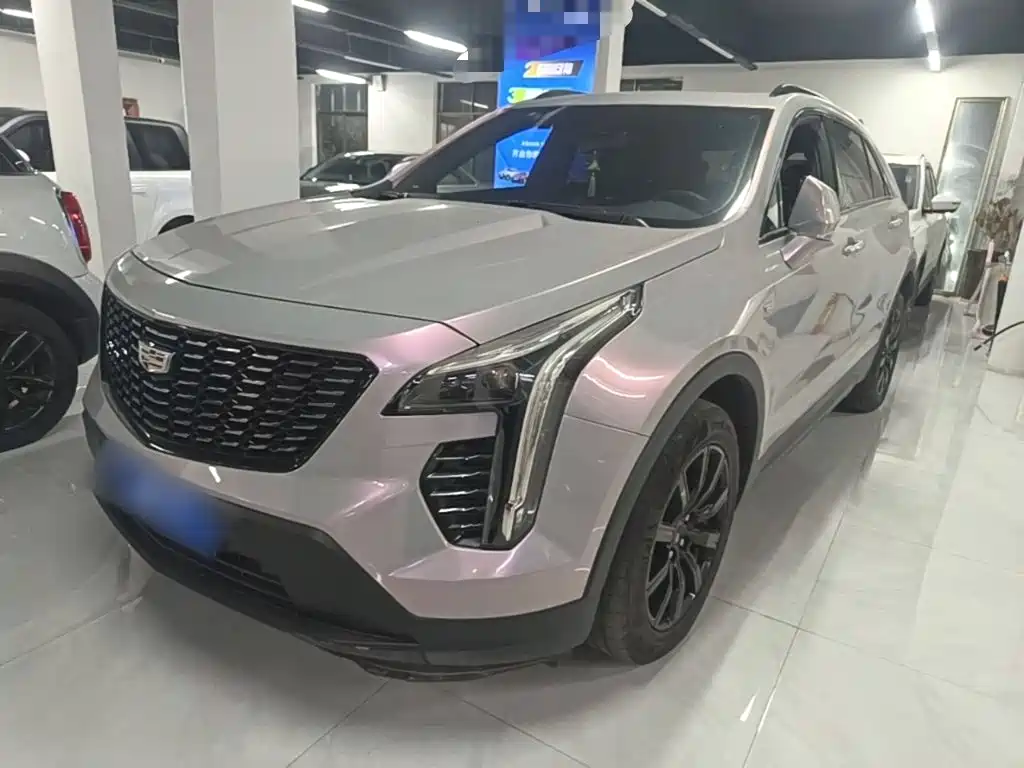 Cadillac XT4 2023 2022 28T FWD Luxury