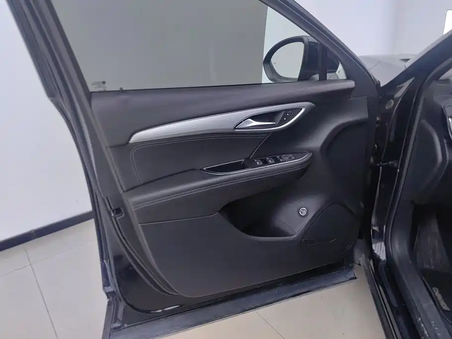 Фото 7 - Buick Envision Plus
