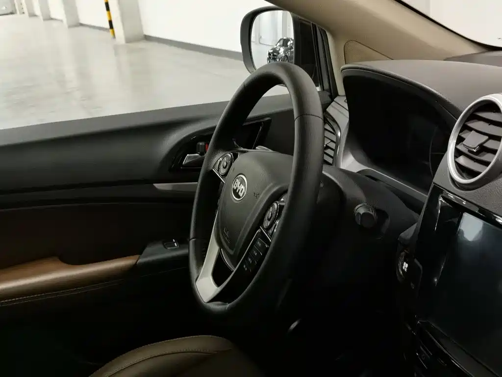 BYD S7 2016 2015 2.0T Upgrade Automatic Premium