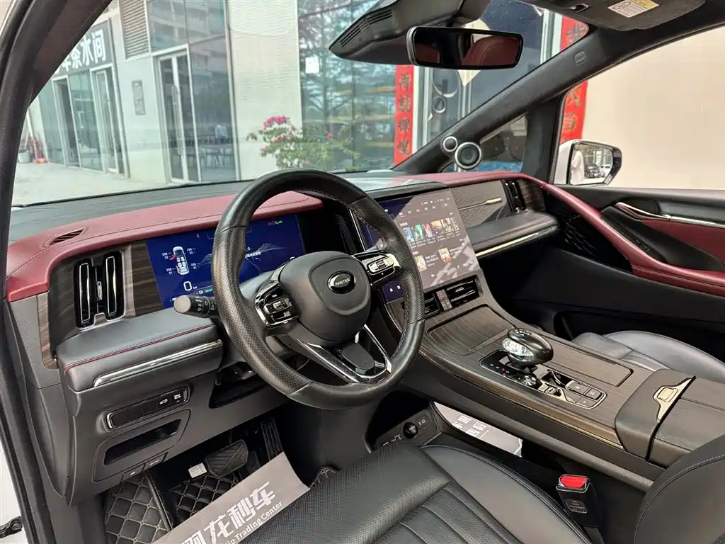 GAC Trumpchi Trumpchi M8 2023 Model Master Series Hybrid Ultimate Edition фото 10
