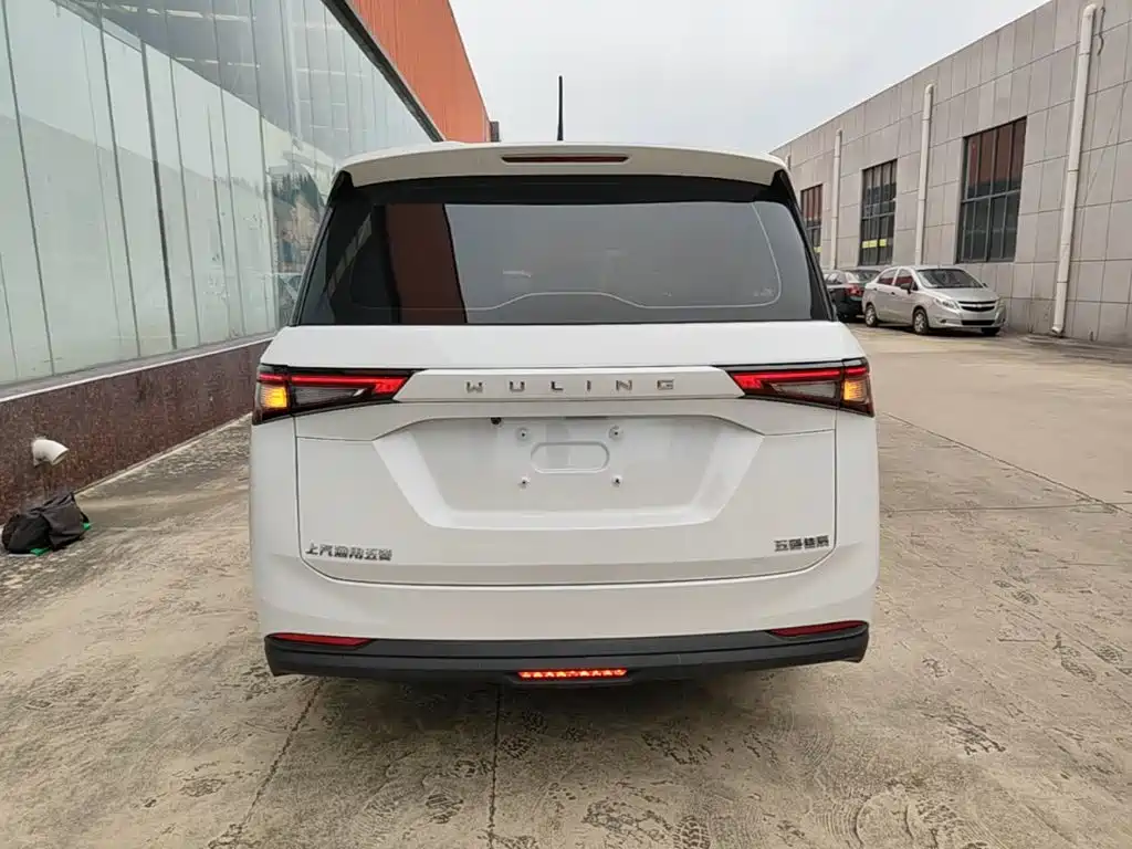 Wuling Motors Wuling Jiachen 2024 2022 1.5L Manual Joy Elite