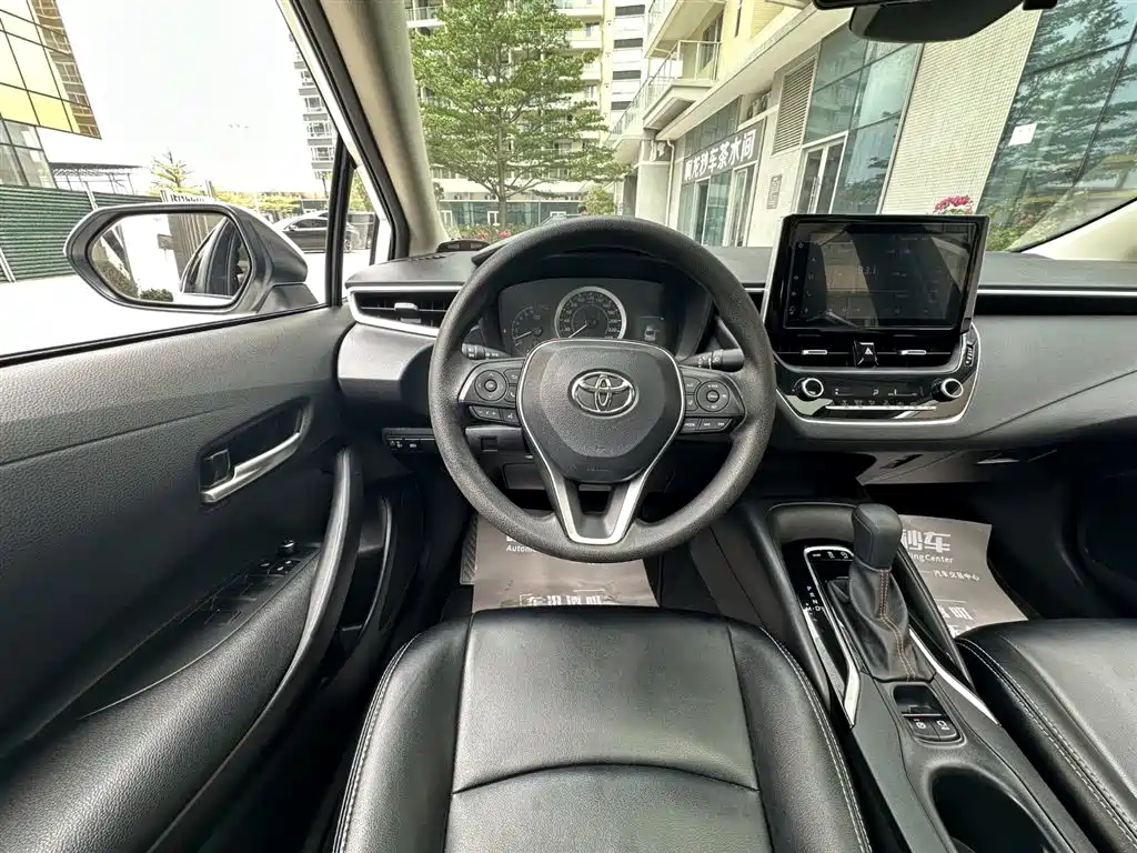 Toyota Corolla 2021 1.2T S-CVT Elite PLUS Edition фото 17