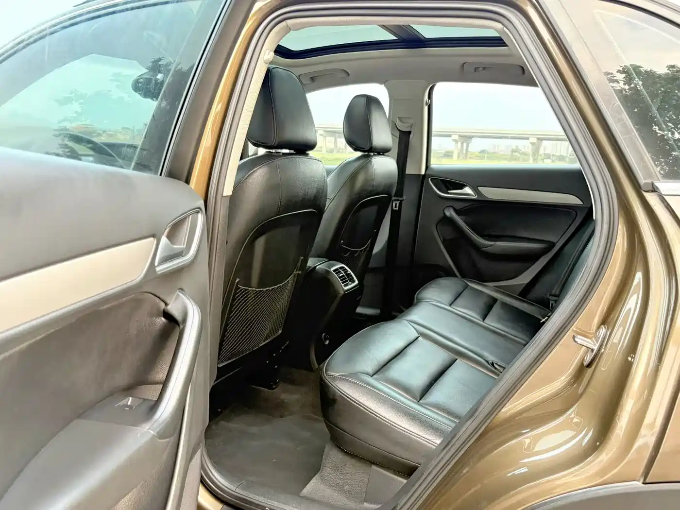 Audi Q3 2015 35 TFSI Progressive фото 8