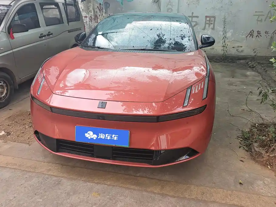2025 Lynk & Co Z10