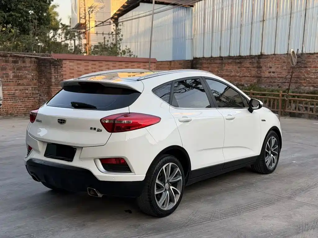 Photo 6 - Geely Emgrand GS