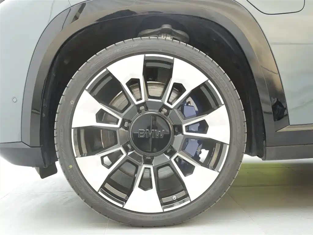 BMW XM 2023 2023 Model Base