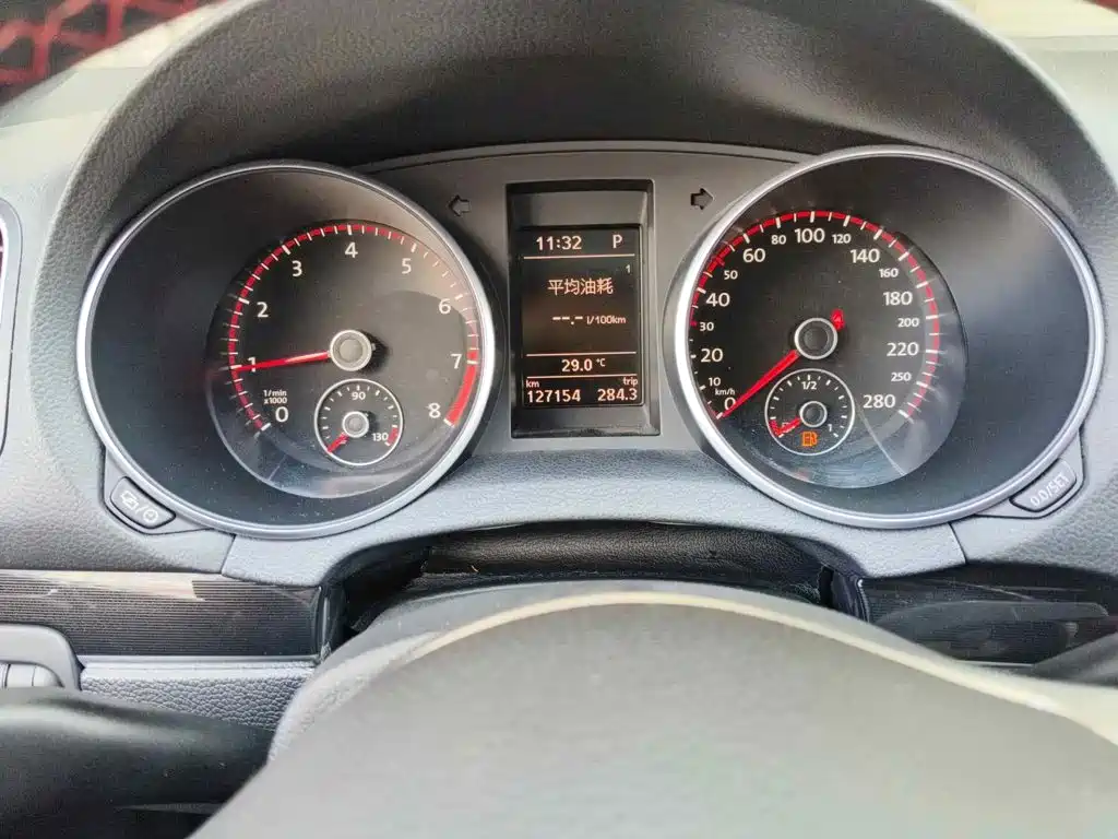 Volkswagen Golf GTI 2013 2012 2.0TSI GTI