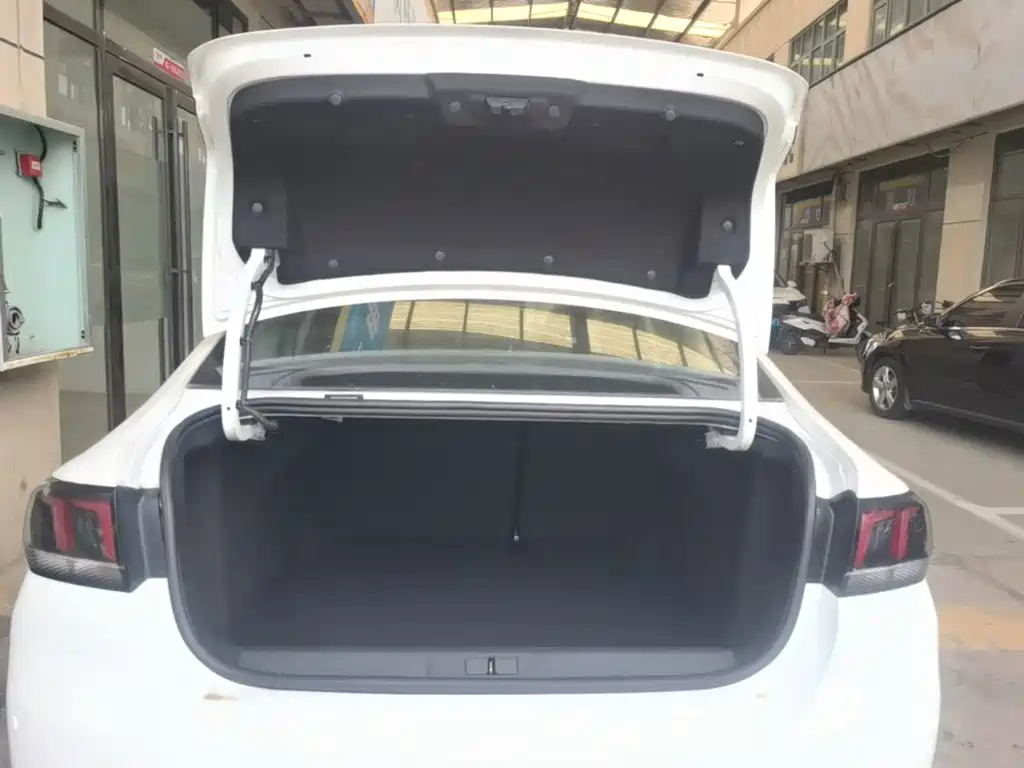 Peugeot 308 2018 2018 1.6L Auto Fashion Edition