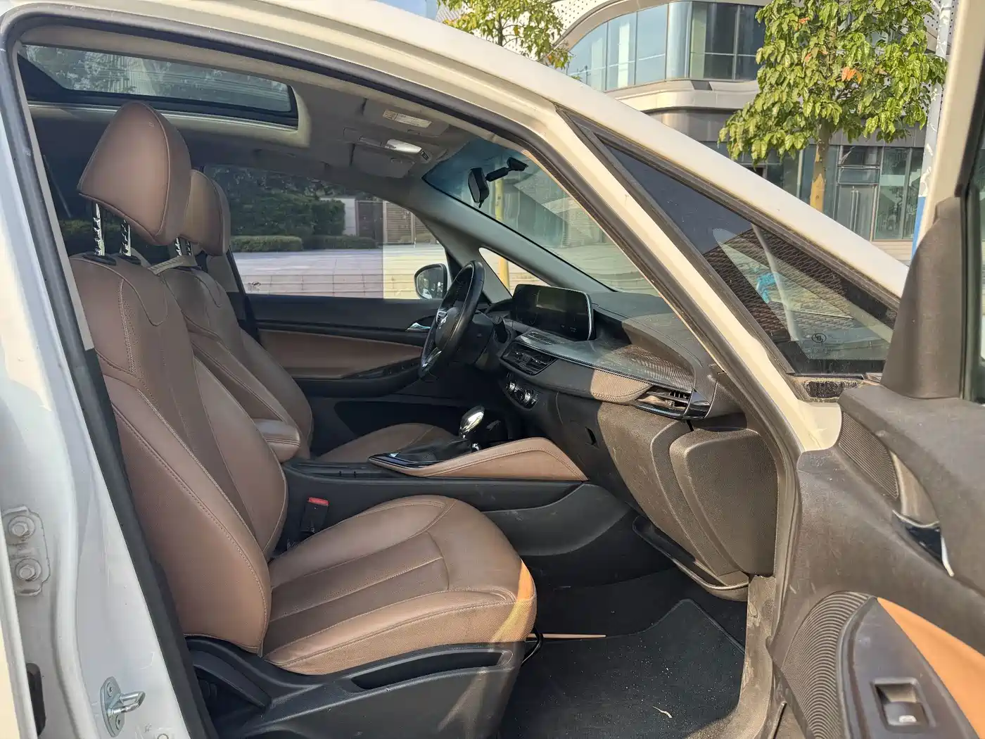 Buick GL6 2022 2021 323T Mild Hybrid Connected Luxury