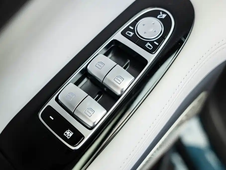 Voyah Auto Voyah Dreamer 2026 2025 PHEV 4WD Kunpeng Premium Edition