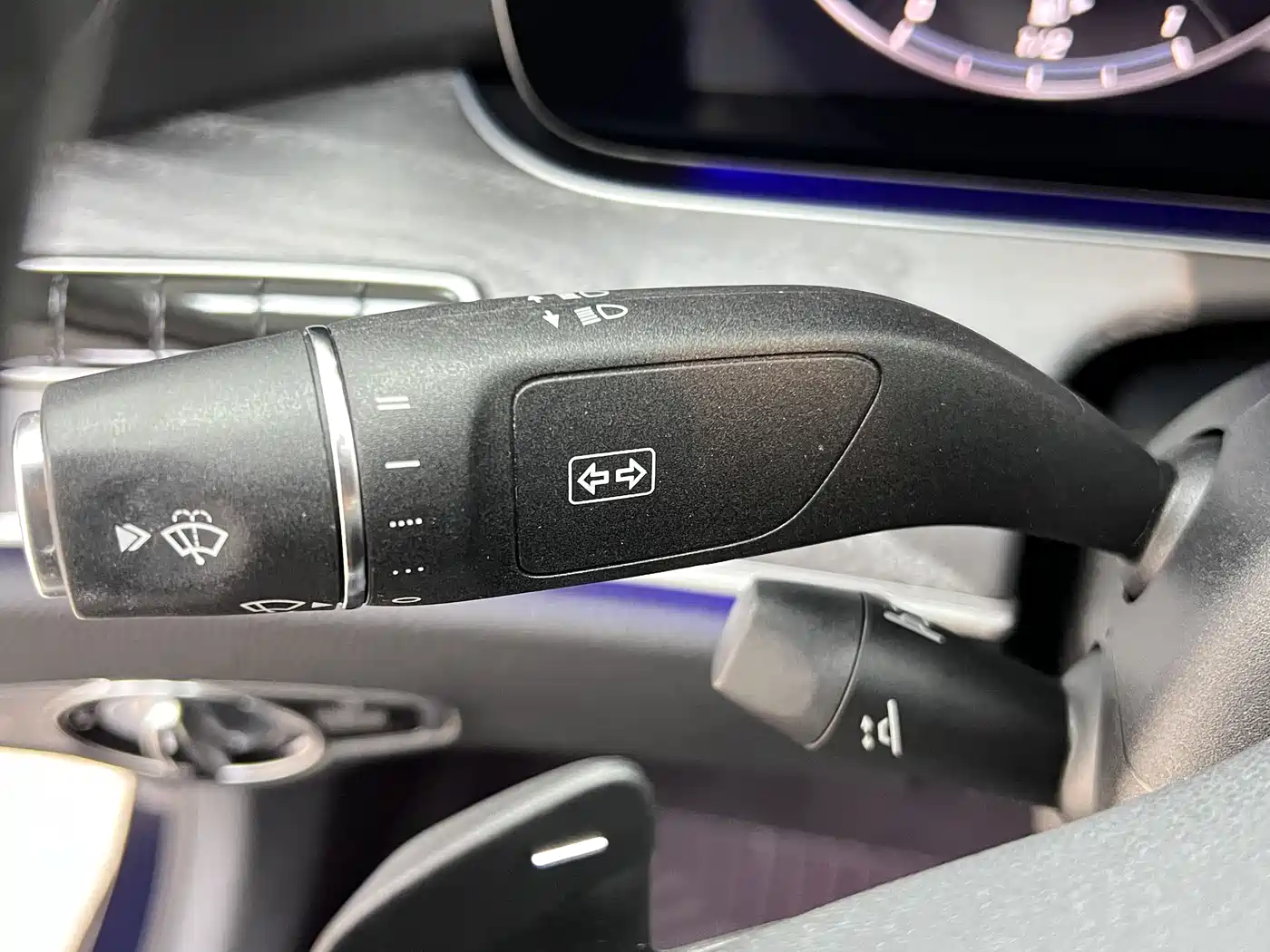 Mercedes-Benz CLS 2018 CLS 300 Dynamic фото 25