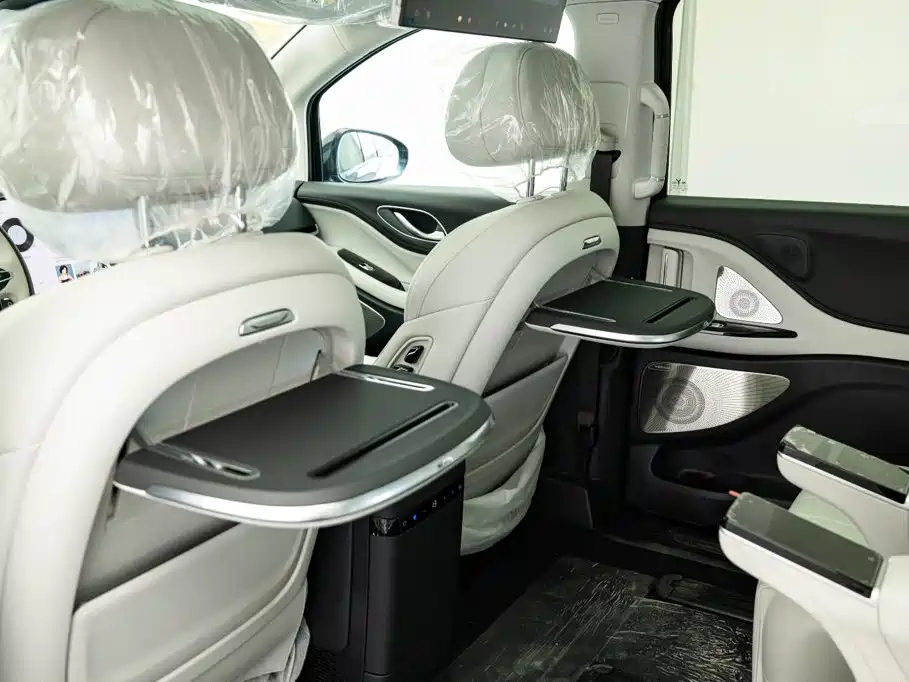 Voyah Auto Voyah Dreamer 2026 2025 PHEV 4WD Kunpeng Premium Edition