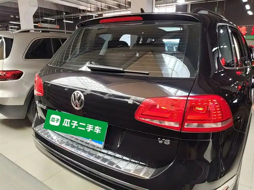 Фото 6 - Volkswagen Touareg
