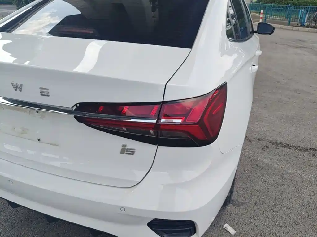 Photo 8 - Roewe i5