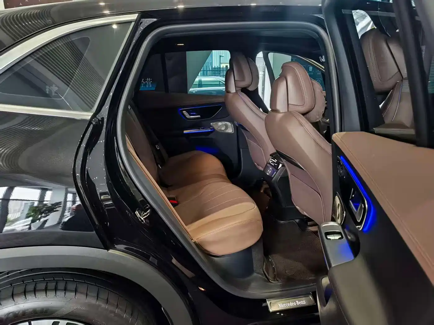 Mercedes-Benz EQE SUV 2025 2024 500 4MATIC Luxury Edition