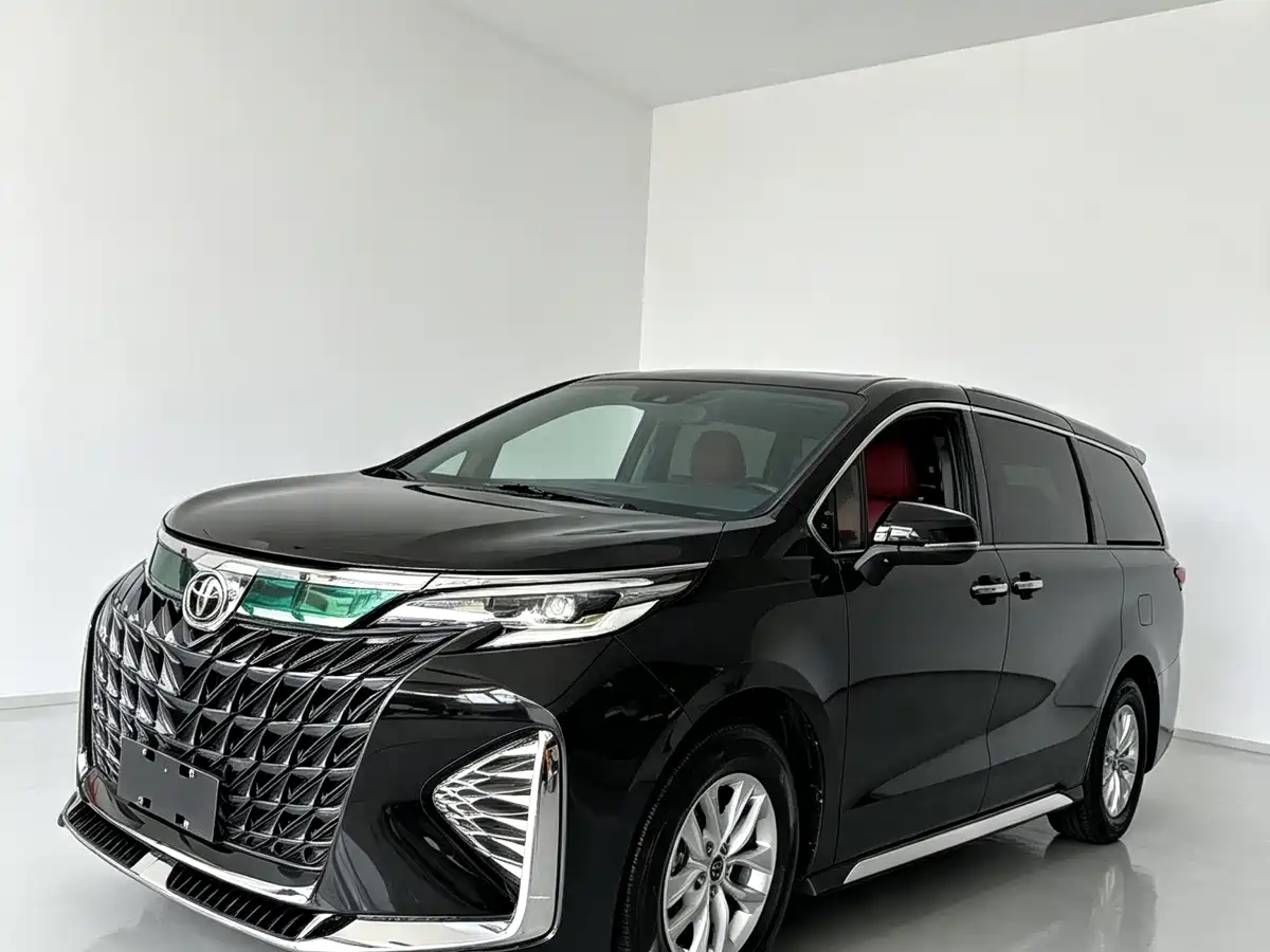 Toyota Granvia 2025 2024 2.5L Hybrid Comfort