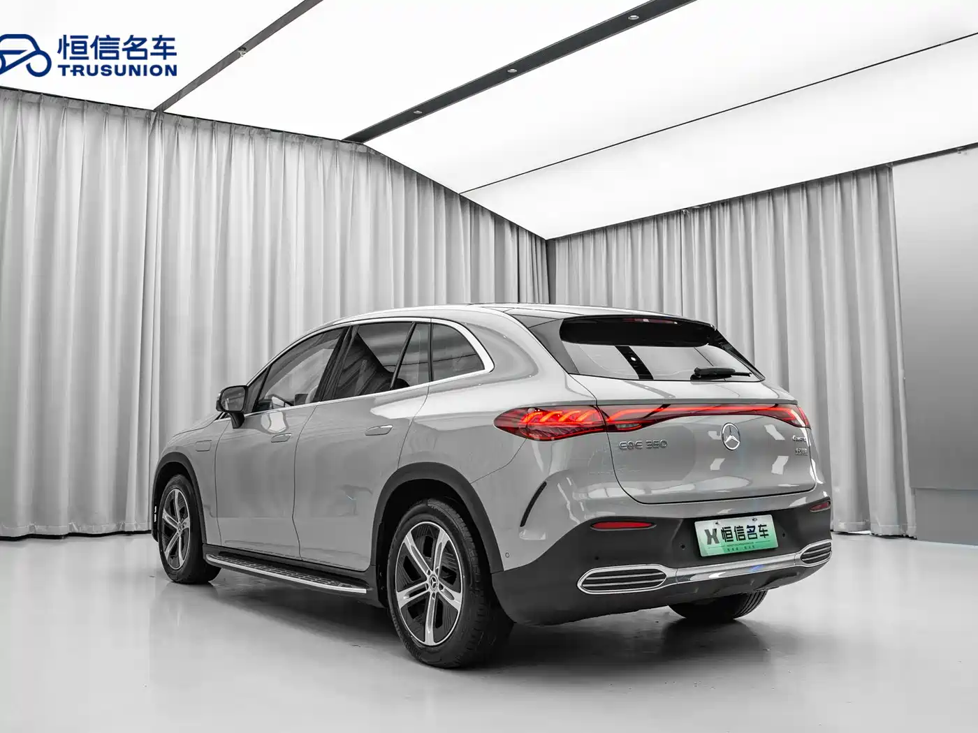 MERCEDES-BENZ EQE SUV