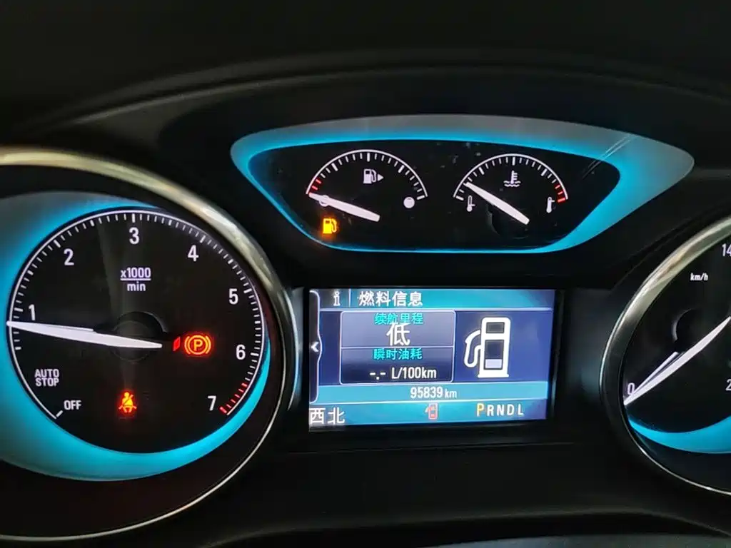 صورة 12 - Buick Envision Plus