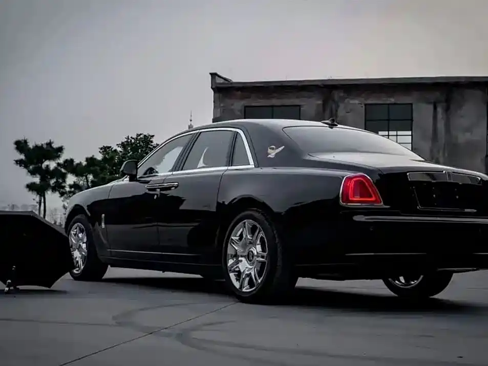 Фото 5 - Rolls-Royce Ghost