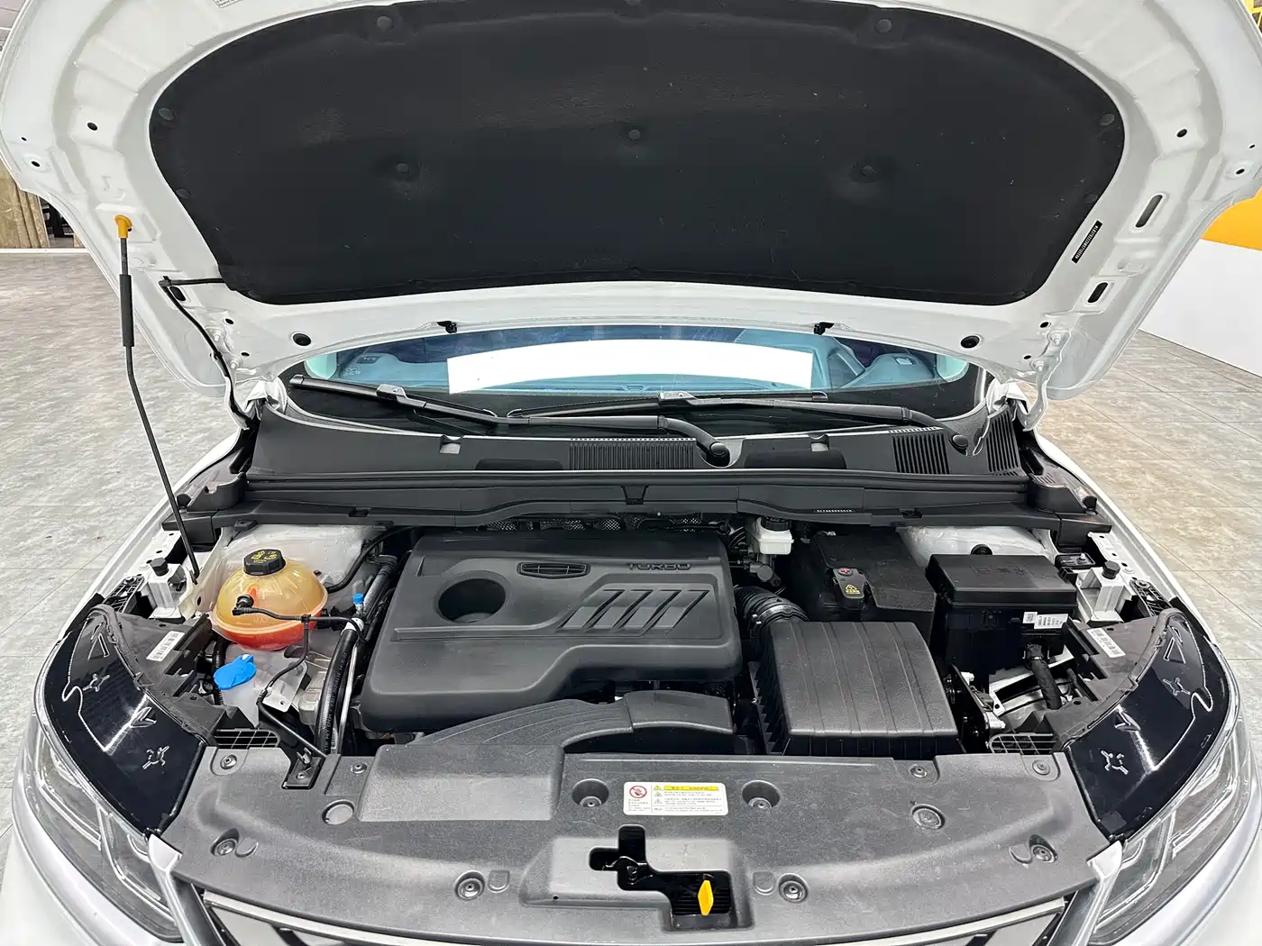 GEELY AUTOMOBILE BINYUE