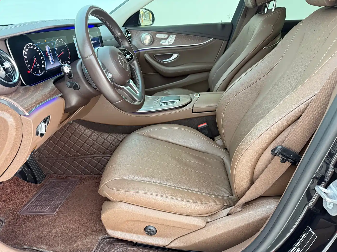 Mercedes-Benz E-Class 2020 E 300 L Fashion фото 6