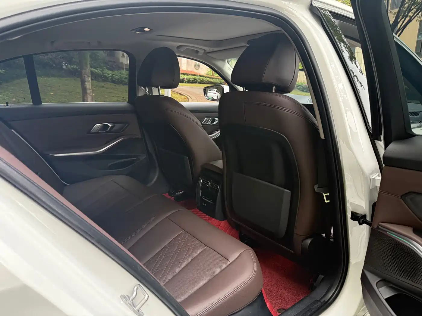 BMW 3 Series 2022 325i M Sport Package фото 5