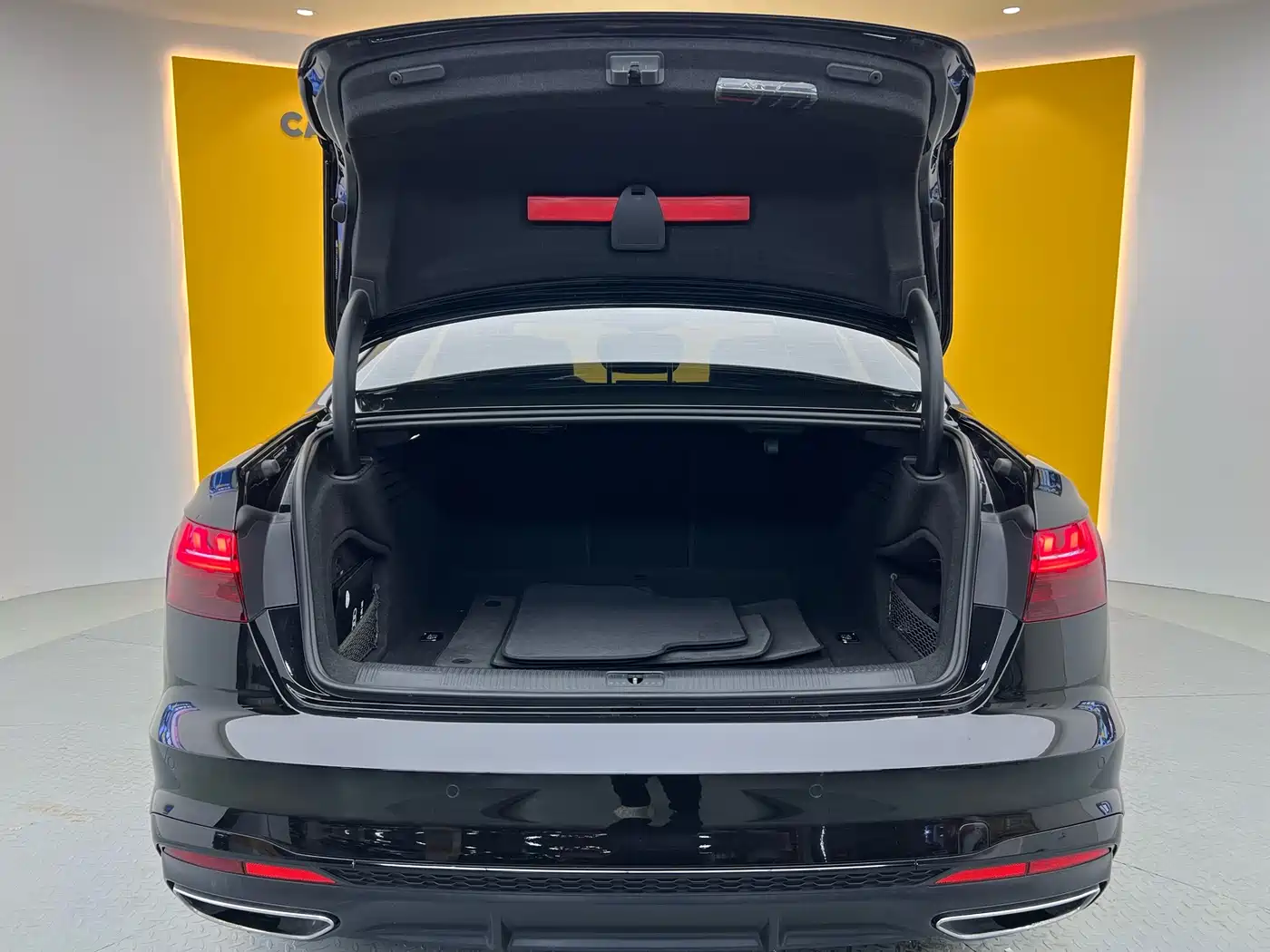 Audi A4L 2023 40 TFSI Bang&Olufsen Starlight Edition фото 27