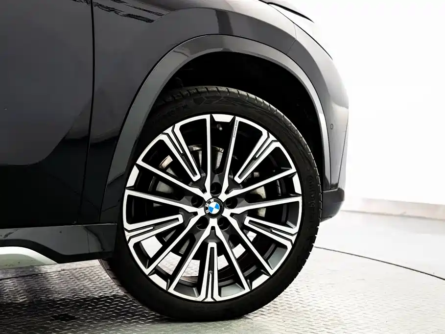 BMW X1 2025 2023 xDrive25Li X Design Package