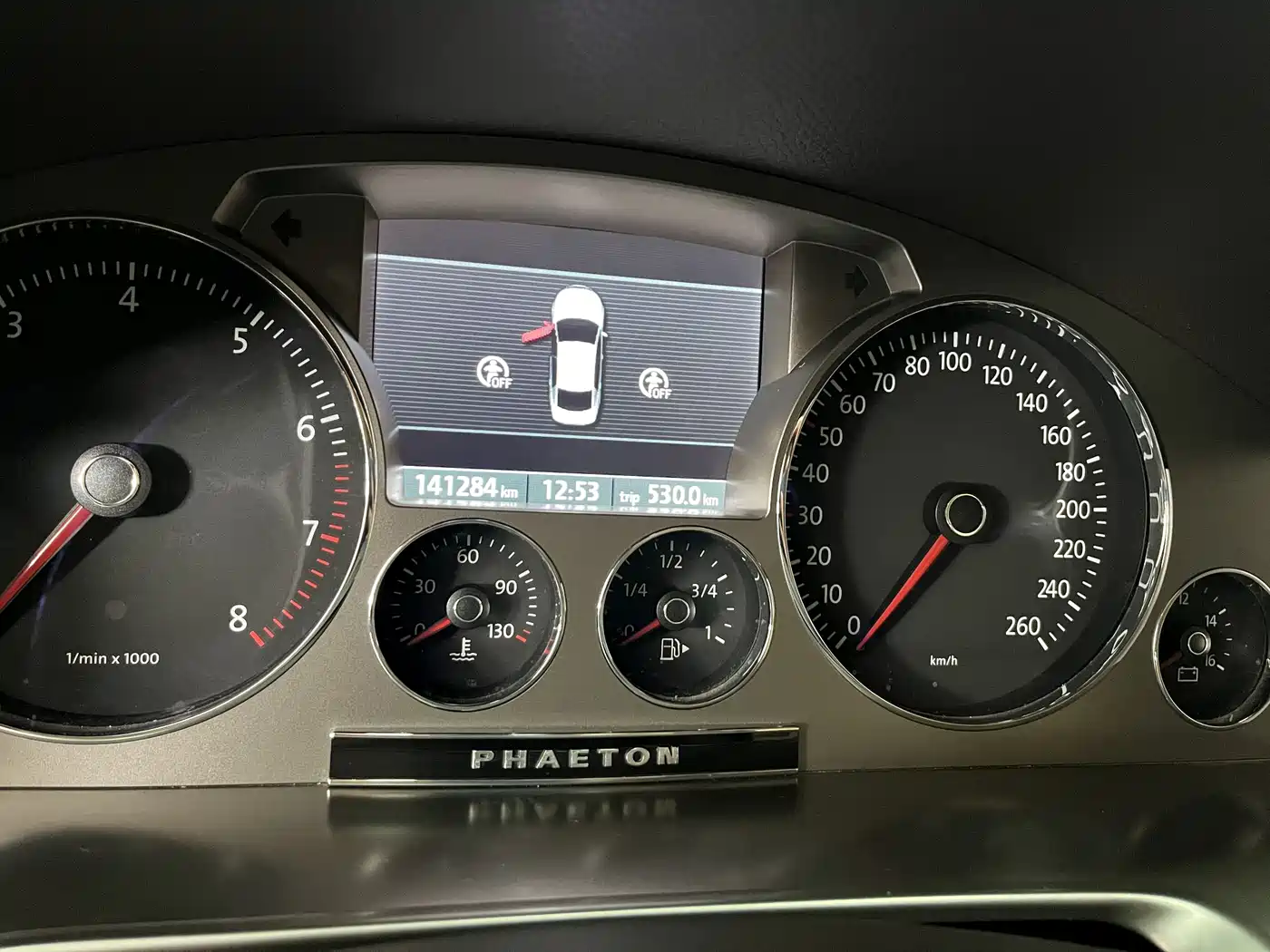 Volkswagen Phaeton 2012 3.0L Executive фото 15