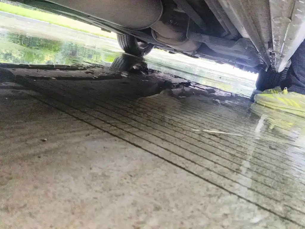 Фото 9 - Buick GL8