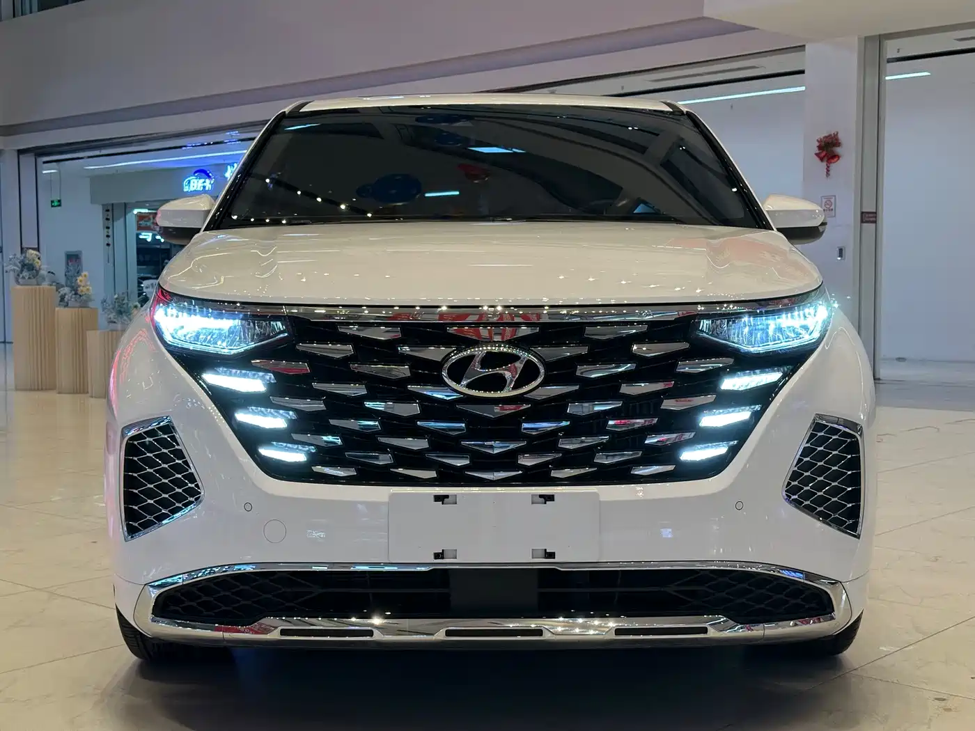 Hyundai Custo 2025 2024 270TGDi LUX Premium Edition