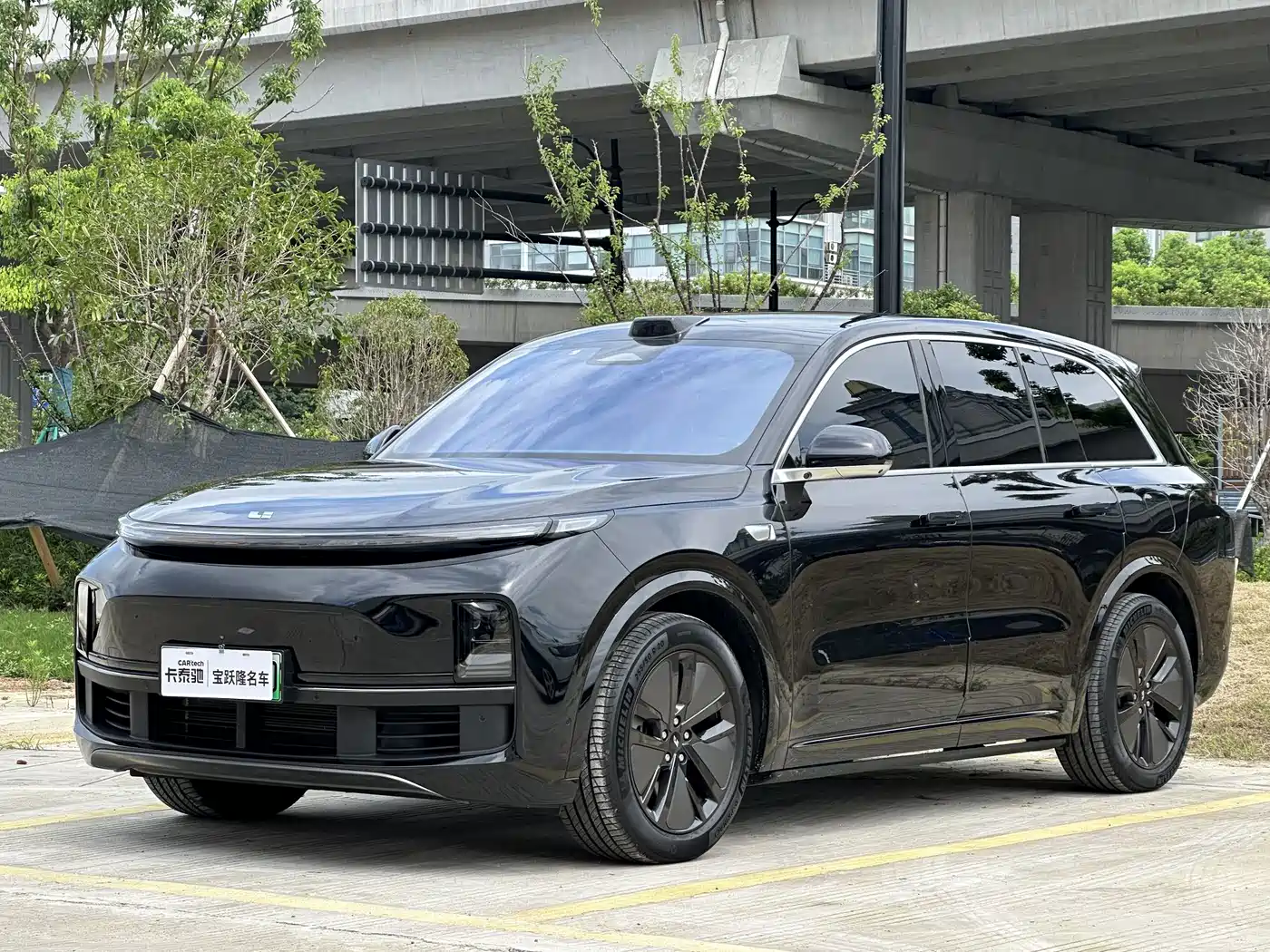 Li Auto L8 2024
