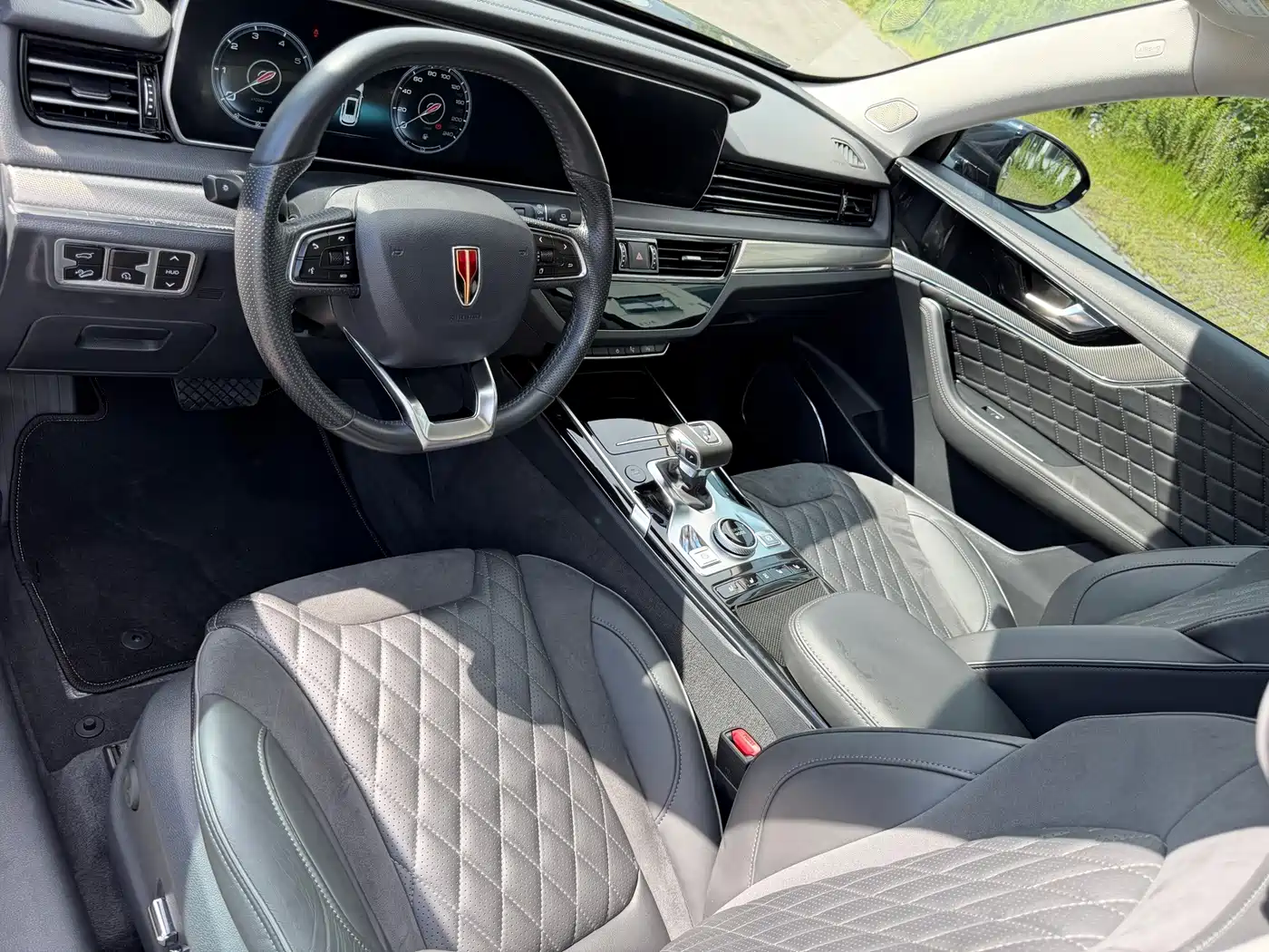 Hongqi HS5 2020 2019 2.0T Smart Connect Enjoy Edition