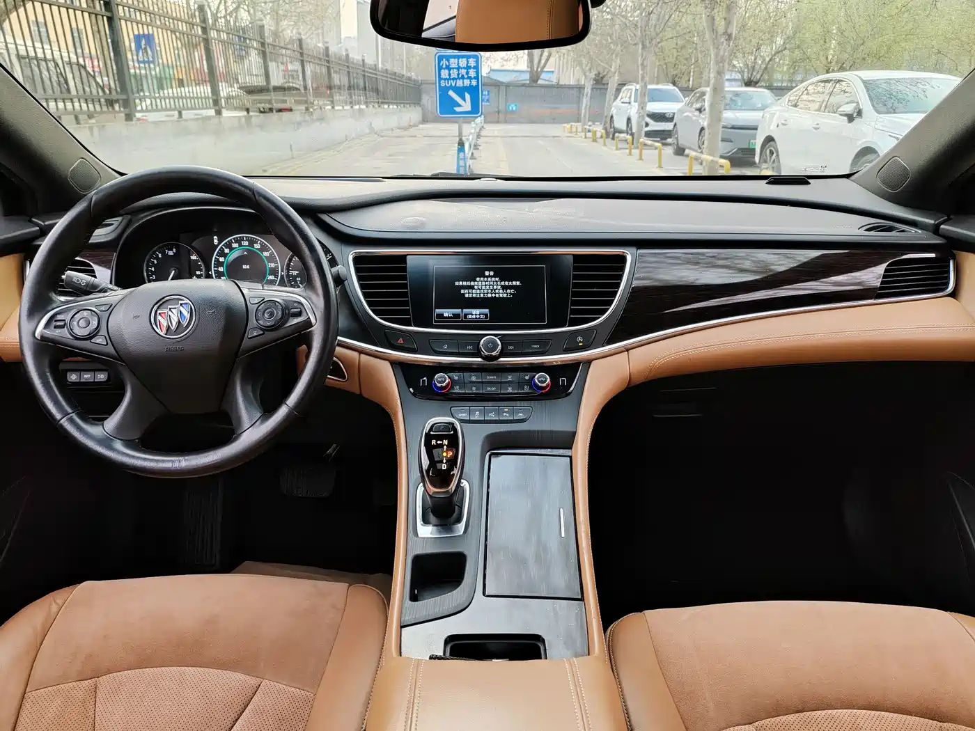 Buick LaCrosse 2018 Model 20T Luxury Edition фото 8