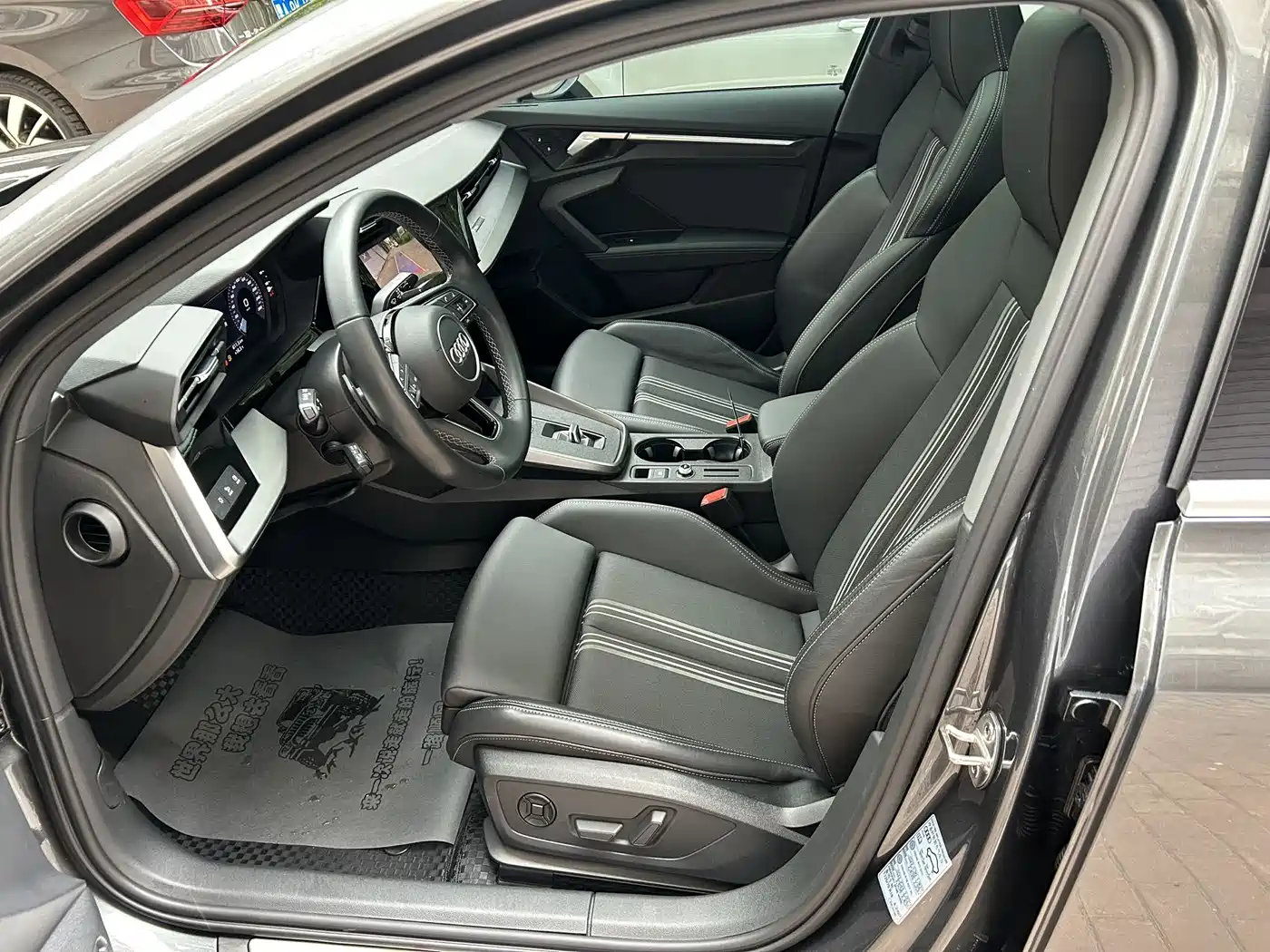 Audi A3 2024 Model A3L Limousine 35 TFSI Fashion Sport фото 9