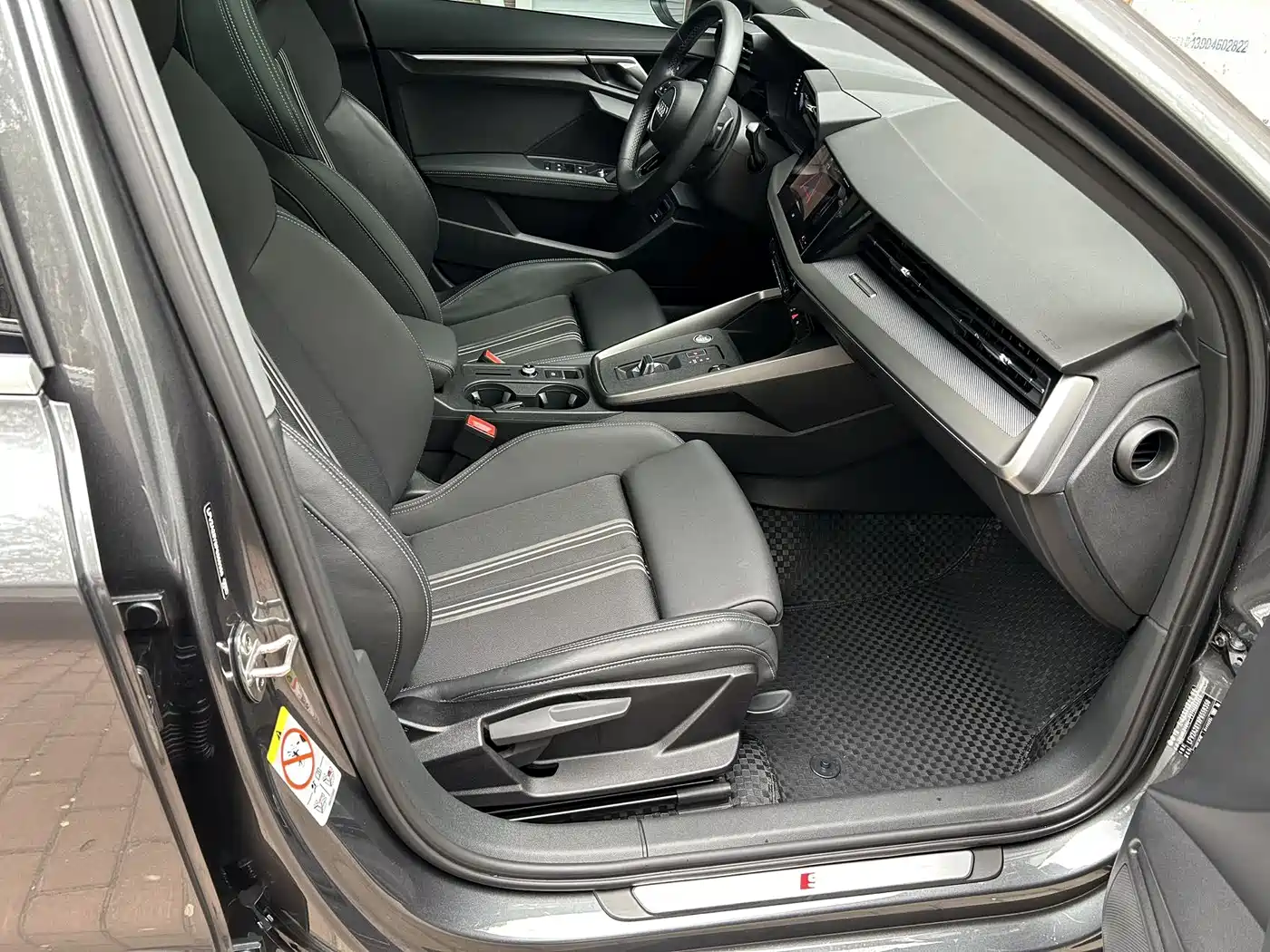 Audi A3 2024 Model A3L Limousine 35 TFSI Fashion Sport фото 18